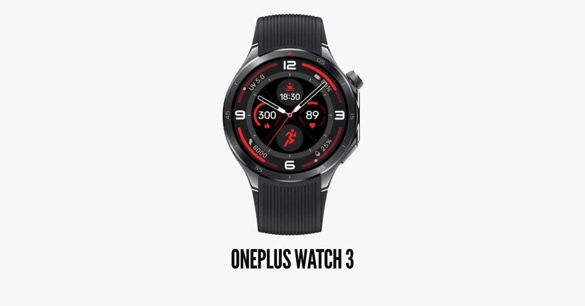 ساعة ون بلس واتش 3 (OnePlus Watch 3) باللون الأسود الفاخر، تتميز بتصميم دائري كلاسيكي مع قرص جانبي وسوار مطاطي بنقوش هندسية، تظهر بوضوح على خلفية بيضاء نقية.