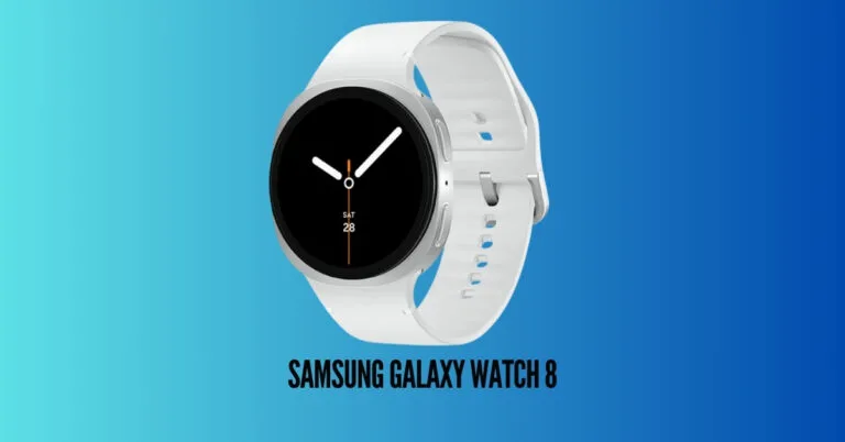 ساعة سامسونج جالاكسي واتش 8 (Samsung Galaxy Watch 8) الجديدة باللون الأبيض، تعرض واجهة أنيقة تركز على تتبع المؤشرات الصحية والرياضية